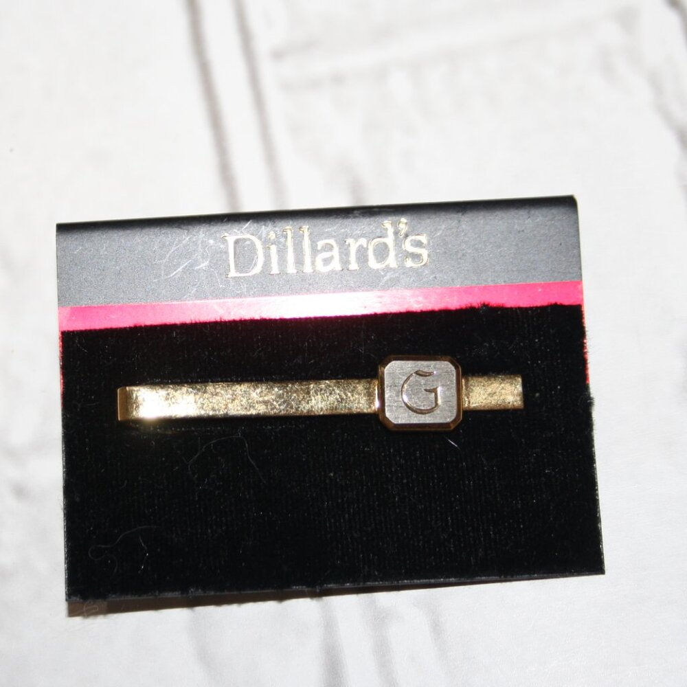 🟨🔠 NWT Gold Letter “G” Tie Clip by Dillard’s (2")
